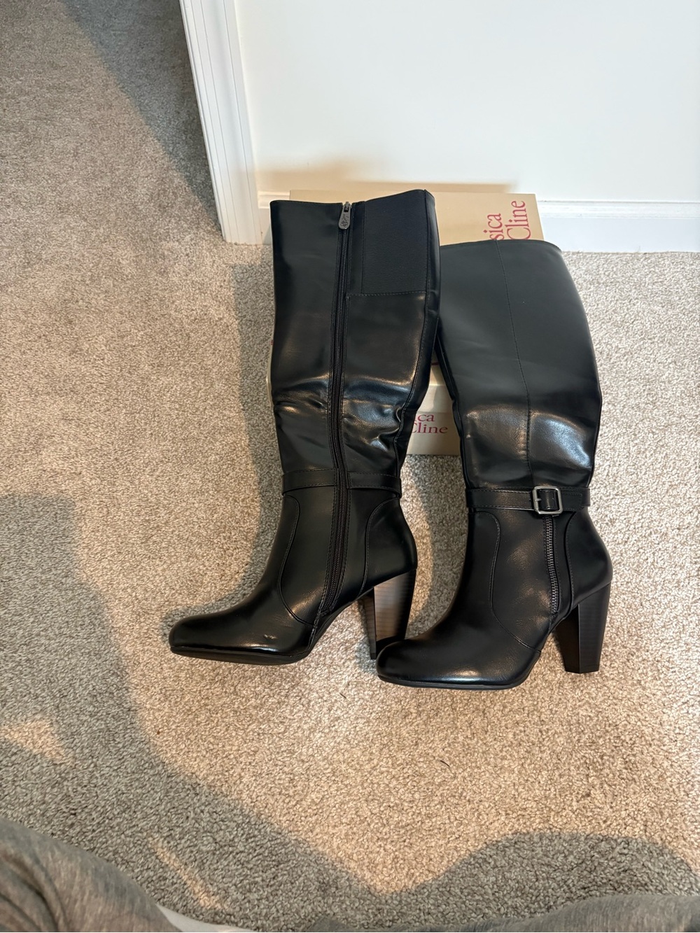 Women's Black Knee-High Heeled Boots with Buckle Accent